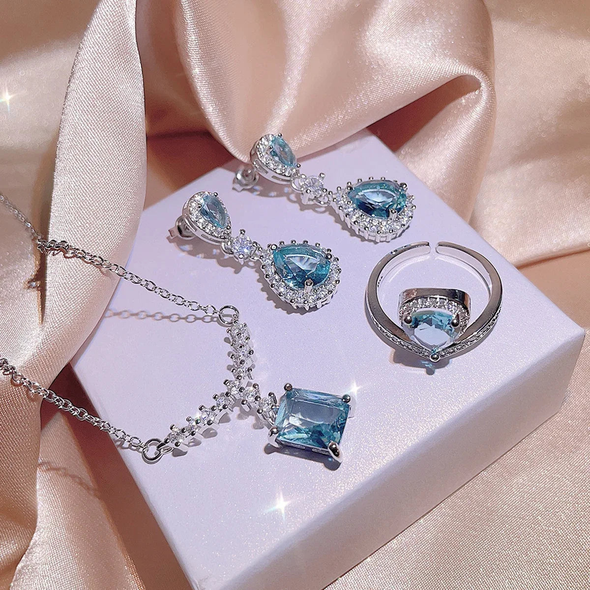 Ensemble de trois pièces